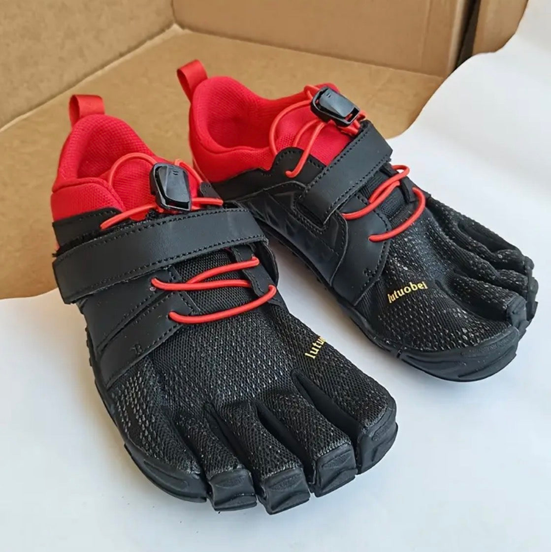 Kora FiveFingers Barefoot Shoe