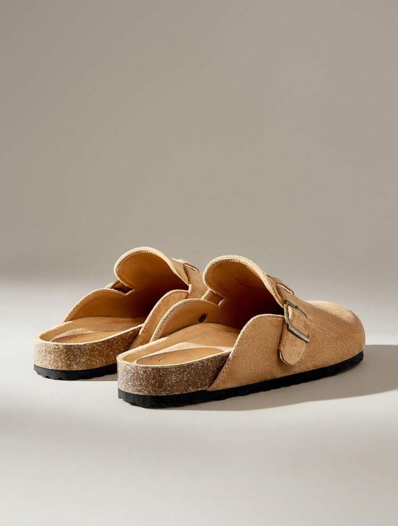 Kora Barefoot Sandal