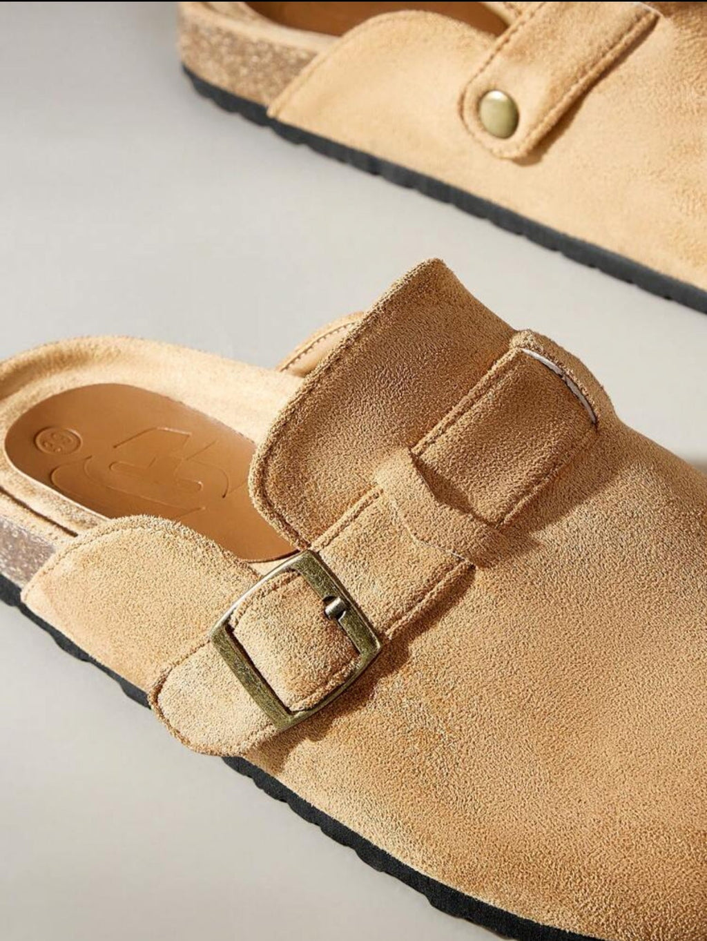 Kora Barefoot Sandal