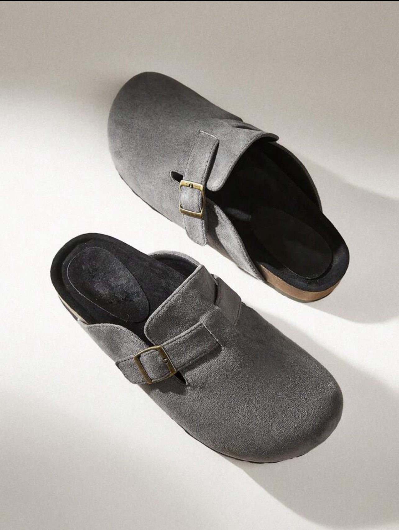 Kora Barefoot Sandal
