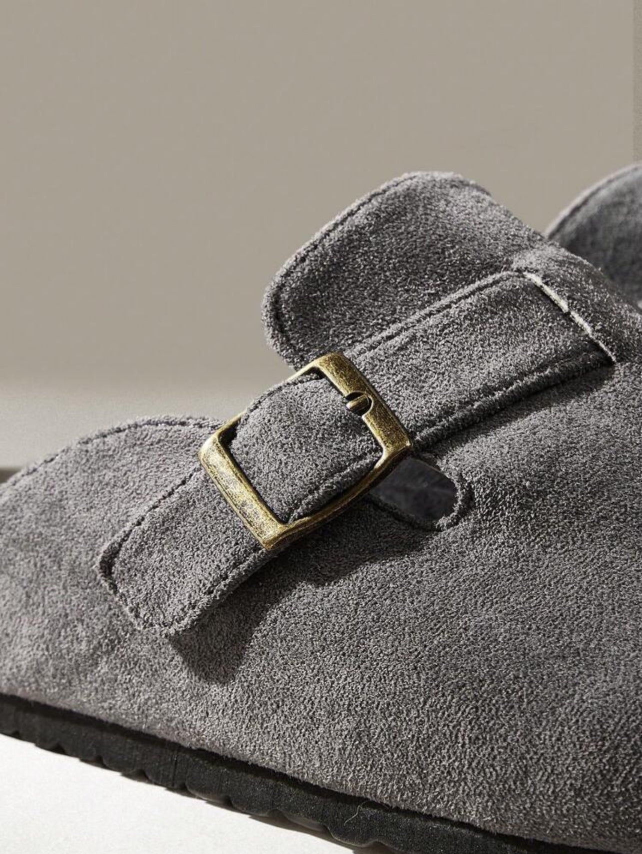 Kora Barefoot Sandal