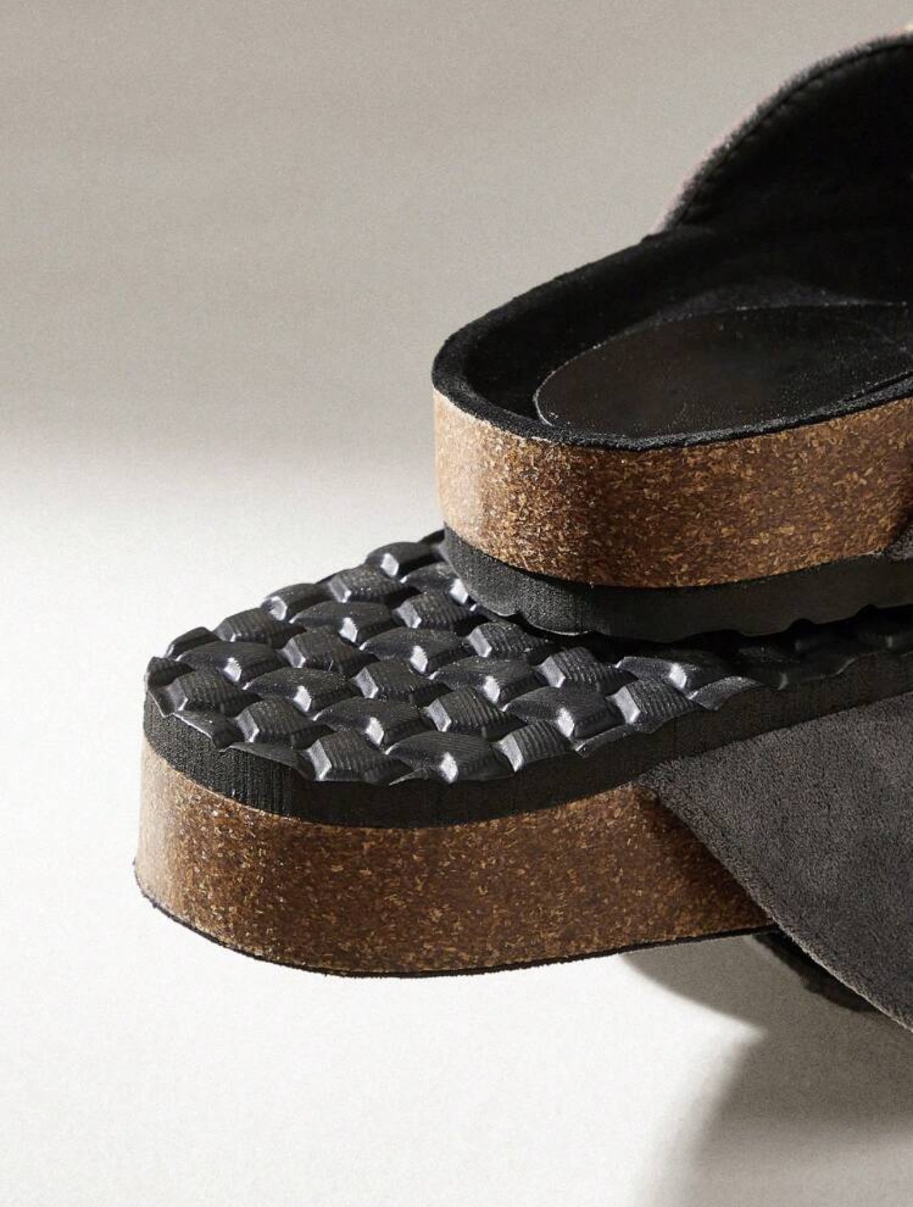 Kora Barefoot Sandal