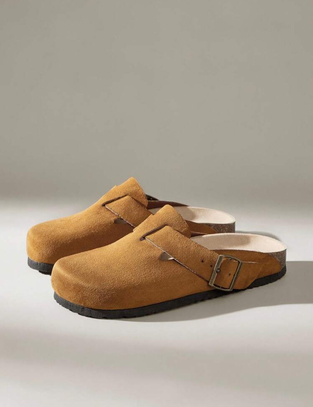 Kora Barefoot Sandal